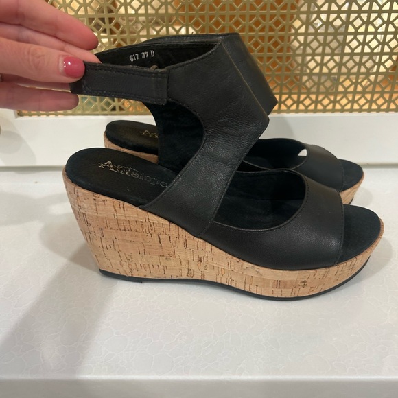 Antelope Shoes - Antelope Black Wedge Sandals! Size 6 (37) Excellent Condition!